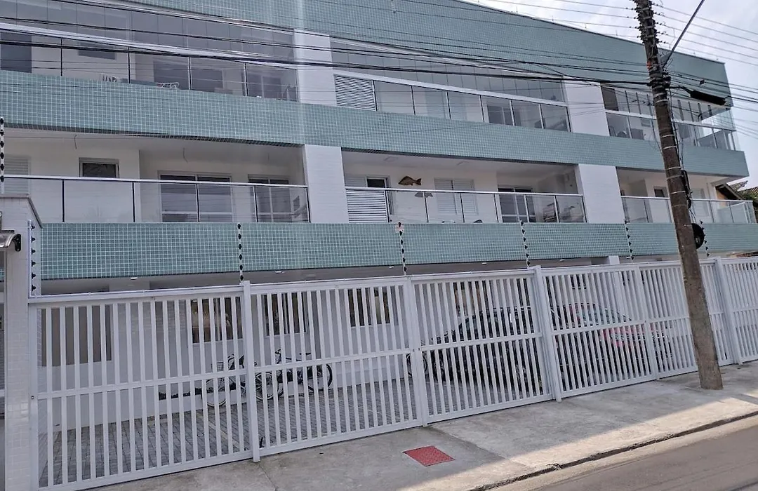 Apto completo com varanda gourmet a 50 mt da praia-1